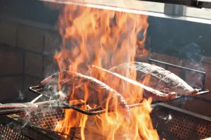 ブリのわら焼きたたき