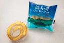 ほうじ茶ロールケーキカット